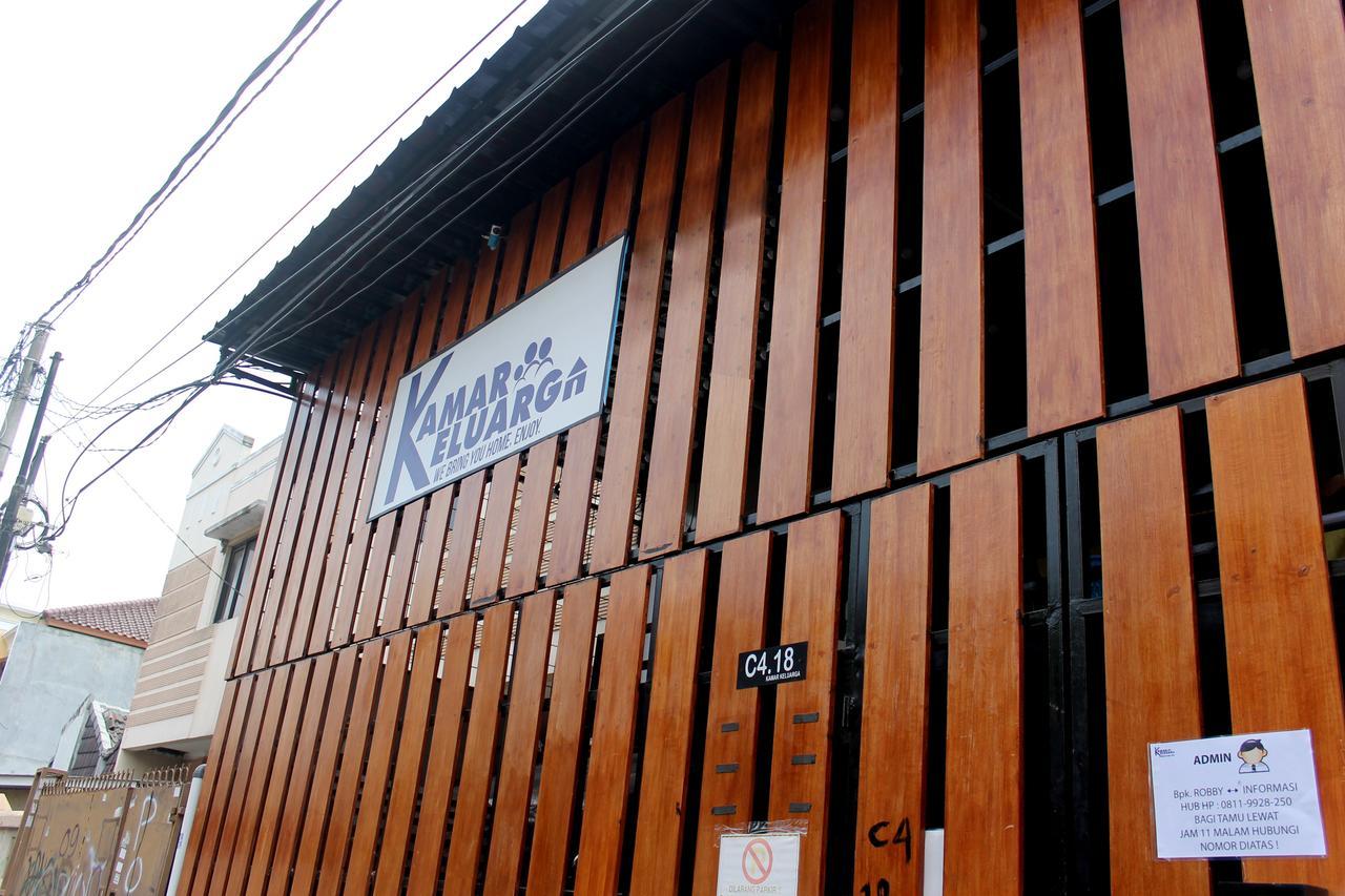 Kamar Keluarga Duri Kosambi Wisma tamu